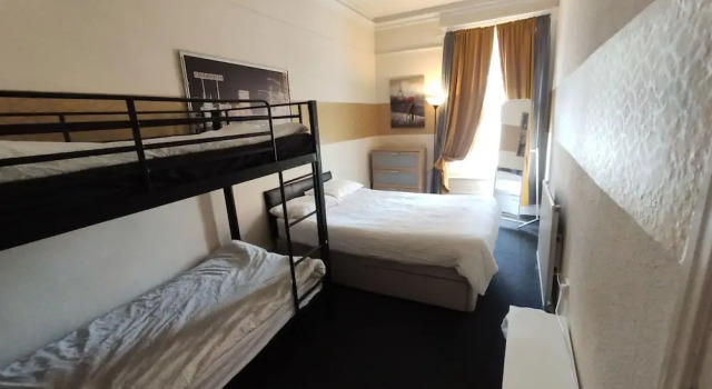 The George Backpackers, Забронировать Отель Отели Лидса с завтраком, рядом с Галерея Стэнли и Одри Бертонов, Завтраки