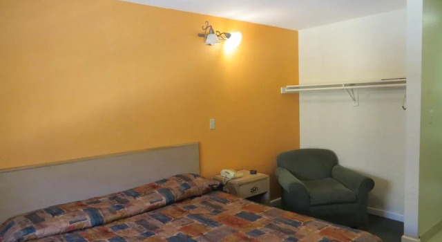Walnut Inn, Забронировать Отель Даллас Dallas - Fort Worth Metropolitan Area