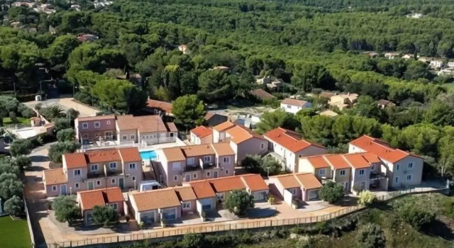 Семейные апартаменты Résidence de Tourisme La Provence