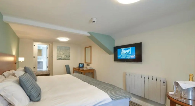 Семейный номер Classic Last Drop Village Hotel & Spa