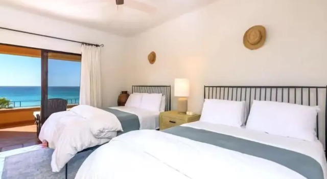 2BD Beach Front Luxury in Cabo, Забронировать Вилла Отели Южной Нижней Калифорнии с парковкой, Парковка