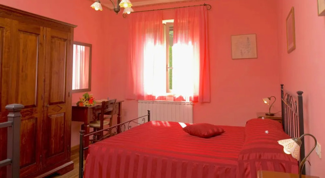 Spacious Farmhouse in Valfabbrica With Pool, Varaa Hotelli Valfabbrica Umbria