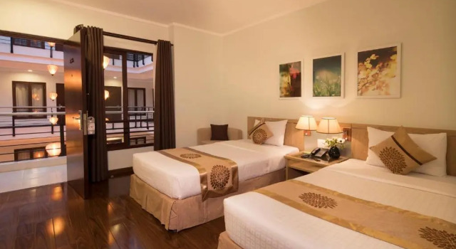 Двухместный номер Superior Vien Dong Hotel - Near Bui Vien Walking Street