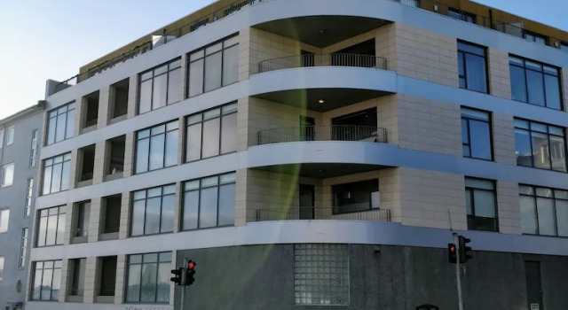 Aegis Apartments, Забронировать Апартаменты/квартира Отели Хёвюдборгарсвайдид с парковкой, Парковка