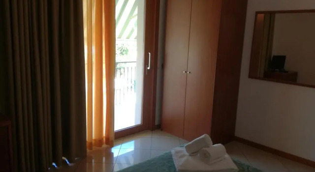 Residenza Orchidee, Prenota Hotel Hotel a Veneto con piscina, Piscina