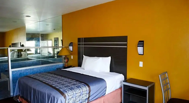 Двухместный люкс Motel 6 Houston, TX - Willowbrook Mall