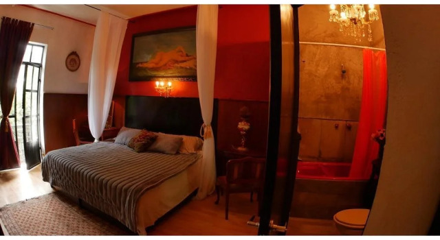 Mr. López Hotel B&B
