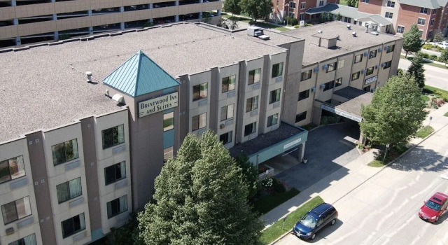 Brentwood Inn & Suites, Varaa Hotelli Hotellit Minnesota pysäköinnillä, Pysäköinti