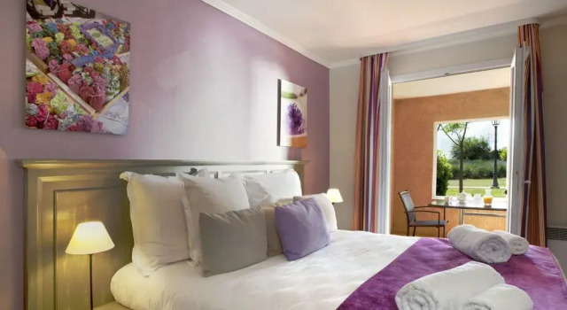 Pierre & Vacances Hotel Du Golf De Pont Royal En Provence, Rezervasyon Otel Mallemort Carros