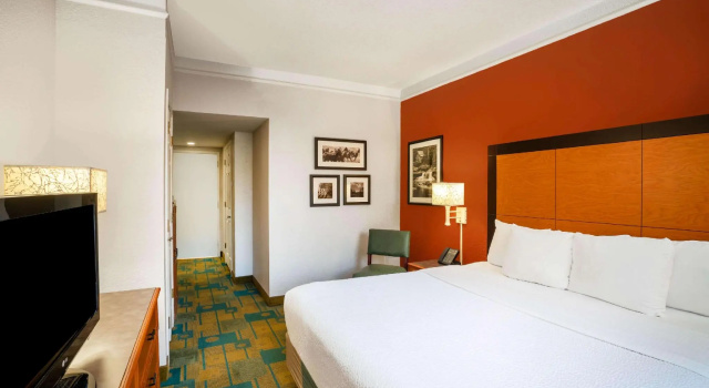 Двухместный номер Accessible La Quinta by Wyndham Nashville Airport/Opryland