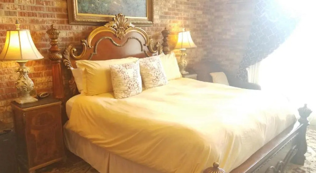 Номер Deluxe Old Brick Inn