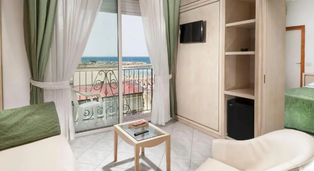 Hotel Lido, Rezervovat Hotel Gabicce Mare 