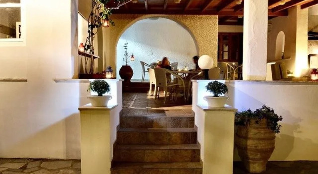 Syros Inn