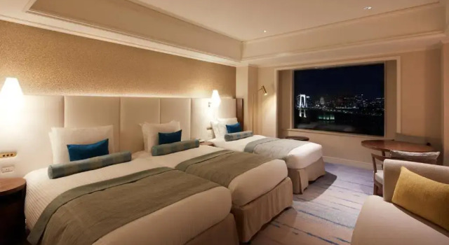 Трёхместный номер Rainbow Bridge Side Deluxe Executive Floor Grand Nikko Tokyo Daiba