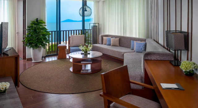 Люкс с видом на восход Sunrise Premium Resort Hoi An