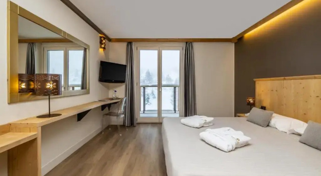 Трёхместный номер Superior Hotel Piandineve