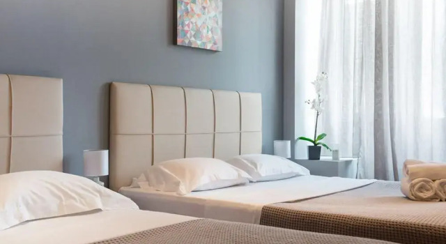 Ermou Downtown Studios by Hospitality Box, Забронировать Отель Отели Афины с парковкой, рядом с Театр Каролос Коун "Театрон технис", Парковка