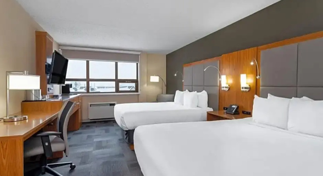 Номер Standard Ramada by Wyndham Northern Grand Hotel & Conference Centre