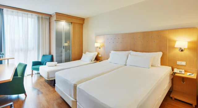 Номер Семейный Sercotel Porta Barcelona