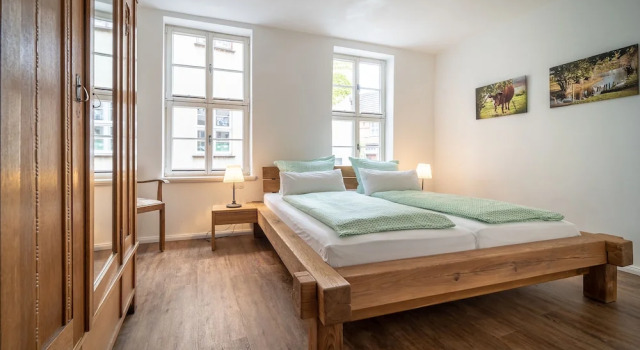 Apartmenthaus Finkenherd 5, Book Apartment Hotels in Garz with Parking, Parking