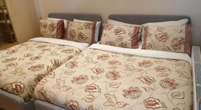 Апартаменты London Luxury Apartments 1min walk from Underground, with FREE PARKING FREE WIFI