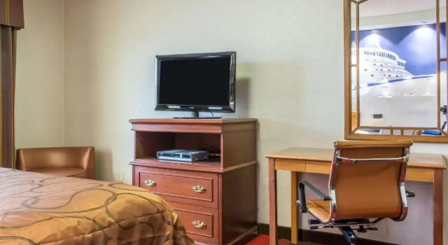 Номер Standard Rodeway Inn Capri