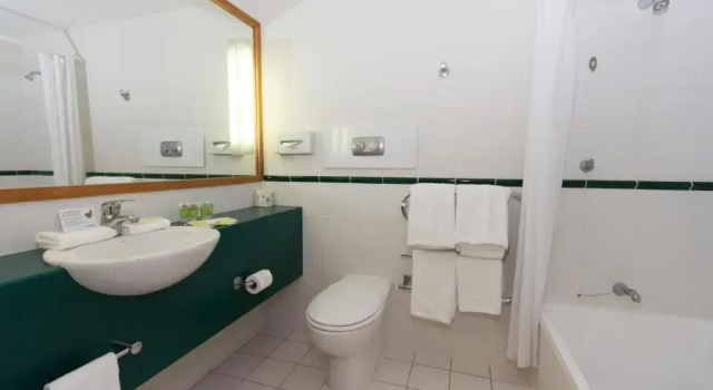 Трёхместный номер Superior Scenic Hotel Franz Josef Glacier