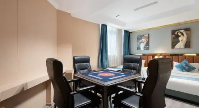Люкс Deluxe Shengkai Business Hotel