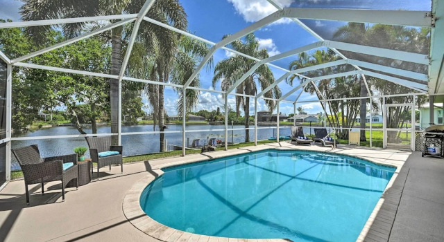 Коттедж Dog-friendly Escape w/ Dock & Kayaks in Cape Coral