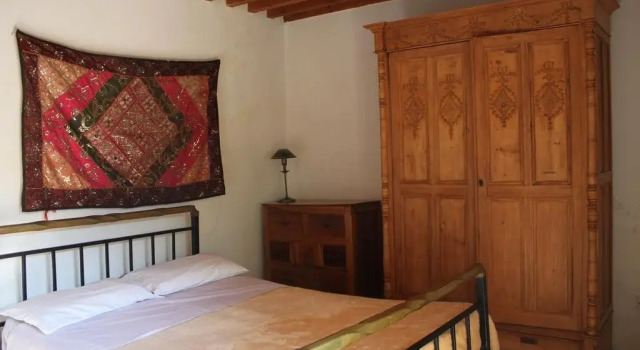 Moustos Traditional House