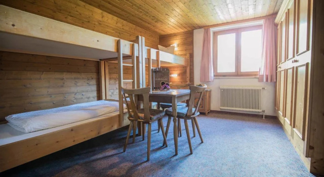 Alpenhotel Schlickeralm, Book Hotel Telfes im Stubai Stubaital