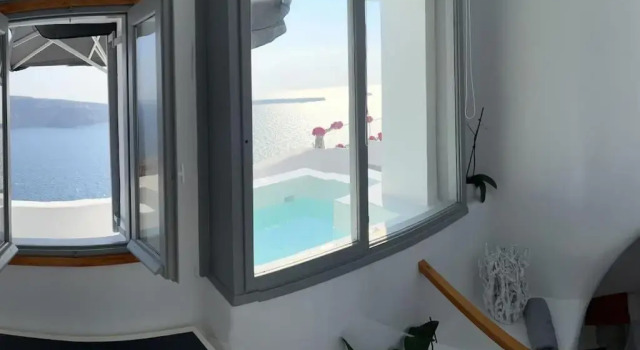 Lioyerma Cave Villa2 with Private Hot Tub, Забронировать Вилла Отели Ия с парковкой, Парковка