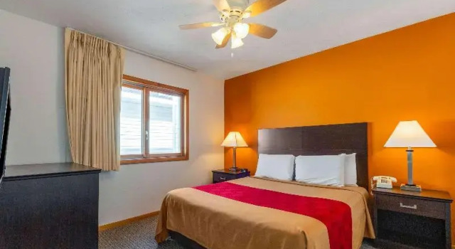 Номер Standard Econo Lodge Lakeshore