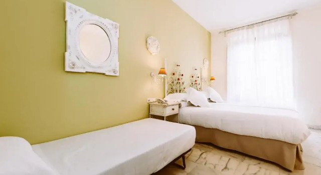 Семейный номер Standard Basic Hotel Doña Manuela