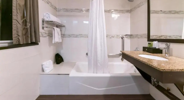 Двухместный номер Deluxe Madison LES Hotel