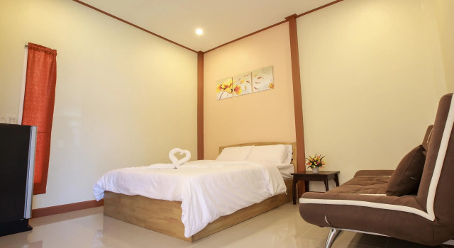 Khao Hin Tang Resort, Забронировать Курортный отель Отели провинции Районг 3 звезды, 3*