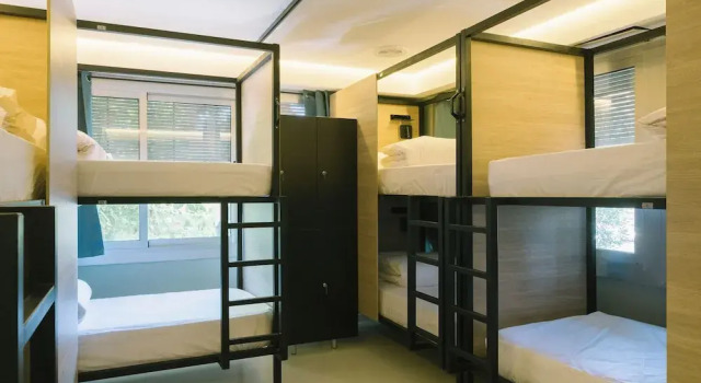 Кровать в общем номере (женский номер) U-nit Hostel Central Park