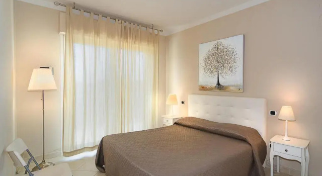 Michelangelo rta, Prenota Hotel Montignoso Toscana