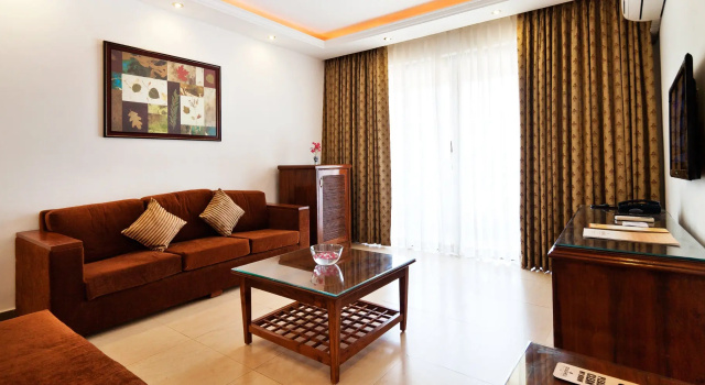 Perhe Sviitti De Mandarin Beach Resort Suites & Villas