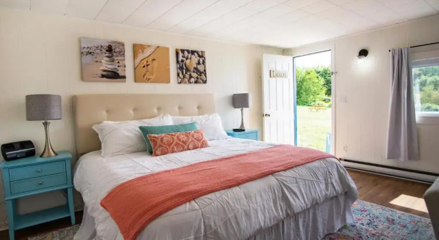 Студия Friars Bay Inn & Cottages