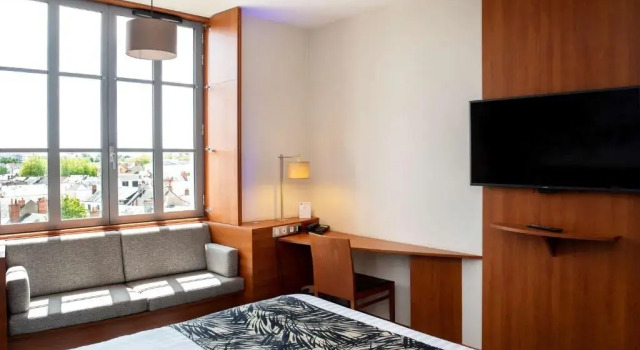 Двухместный номер Comfort с видом на город Best Western Plus Hôtel Colbert