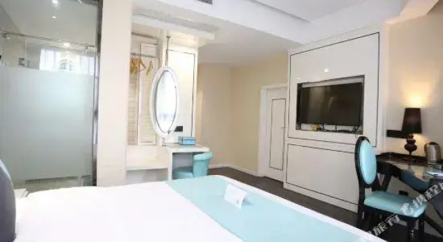 Xana Lite Hotelle (Zizhong Shanghehui), Book Hotel Hotels in Neijiang with Parking, Parking
