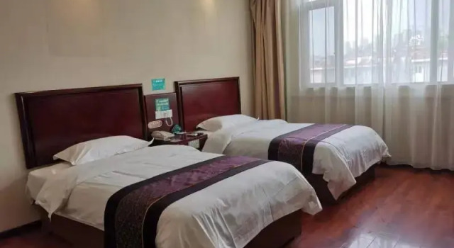 Двухместный номер Standard GreenTree Inn Hefei East Wangjiang Road CTCE Express Hotel