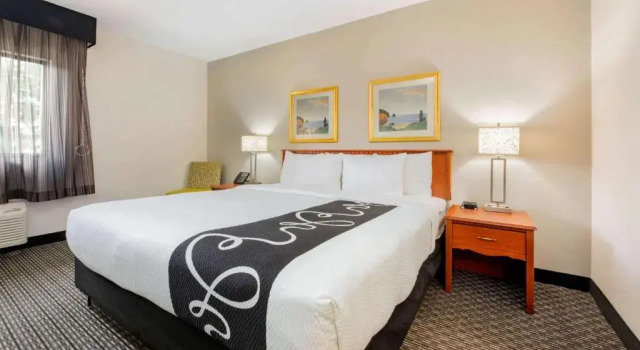 Номер Standard La Quinta Inn by Wyndham Ft. Lauderdale Tamarac East