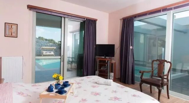 Aelia Luxurious Villa With Pool, Забронировать Вилла Бизнес-отели периферийной единицы Мессения, 4* 5*