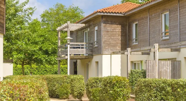 Nice Apartment With a Dishwasher Near a Recreational Lake, Забронировать Апартаменты/квартира Отели Côte landaise с бассейном, Бассейн