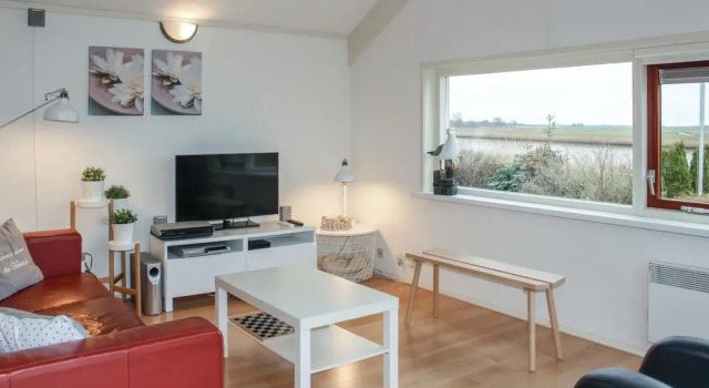 Boothuisje 69, Book Hotel Grou Frisian lakes