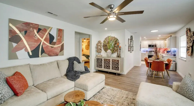 Апартаменты с 3 комнатами 3 Mi to Dtwn Hot Springs: Modern Condo!