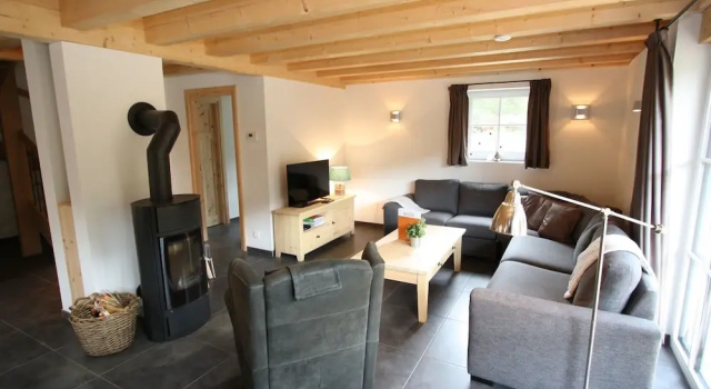 Modern Chalet with Sauna Near Ski Area in Carinthia, Забронировать Шале Отели Бад-Клайнкирххайм 3 звезды, рядом с Гондольный подъемник Биосференпаркбан Бруннах, 3*