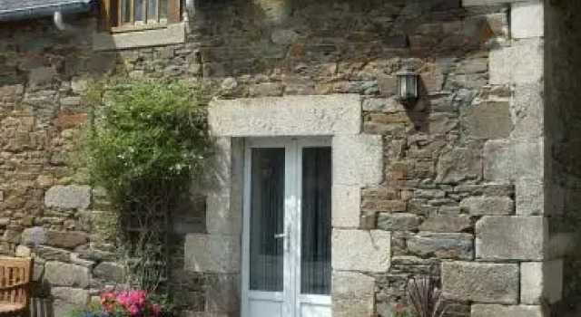 Gites De Lenvos, Rezerwuj Hotel  